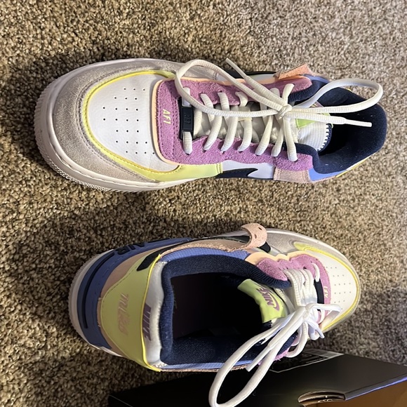 Wmns Air Force 1 Shadow 'Crimson Tint Volt' - Picture 2 of 4